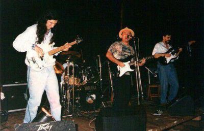 Divino Vicio y otras leyendas celebran m�s de medio siglo de rock local