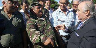Floro Bogado encabez� los actos por el 32� Aniversario de Malvinas