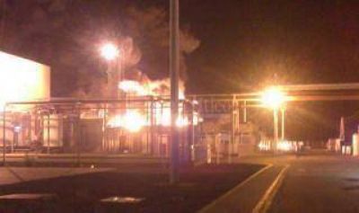 Incendio en dep�sito de qu�micos en Z�rate