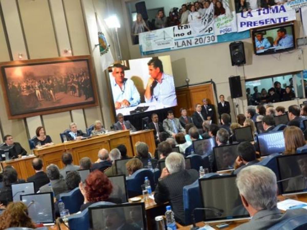 Educaci�n, Salud y Seguridad ejes del discurso de Poggi