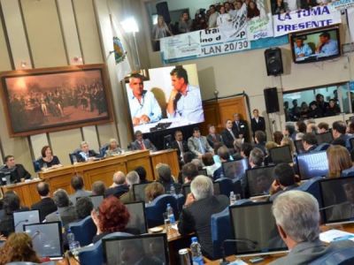 Educaci�n, Salud y Seguridad ejes del discurso de Poggi