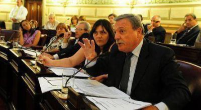 Jos� Corral debi� postergar una reuni�n por Obras Menores