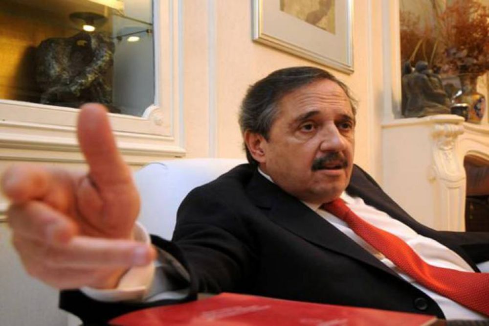 "Algunos por temor a perder votos no son categ�ricos al condenar los linchamientos"