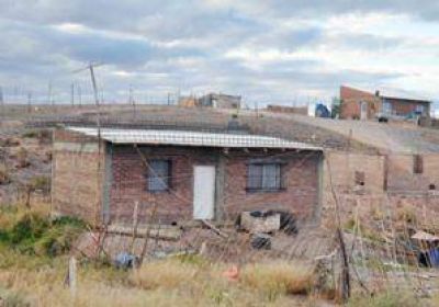 Centenario: Se resisti� y lo balearon frente a sus hijos