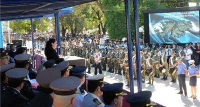 Distinguen a los h�roes de Malvinas en el acto por el D�a del Veterano y Ca�dos en Malvinas