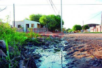 Problemas con las cloacas y la basura por �todos lados�