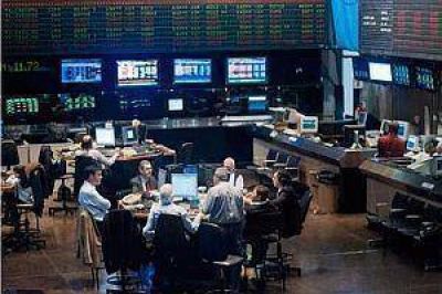 La Bolsa avanz� 0,9% y los cupones bajaron 3,6%