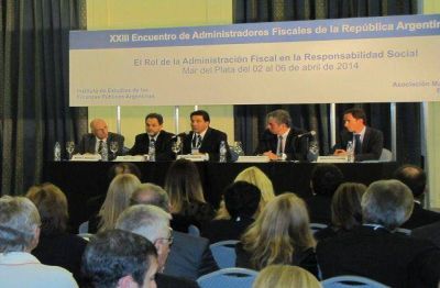 ECHEGARAY INAUGUR� EN MAR DEL PLATA ENCUENTRO DE ADMINISTRADORES FISCALES