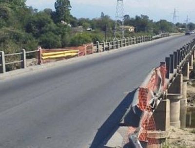 Demoler�n el puente del r�o Medina en Aguilares para construir uno nuevo
