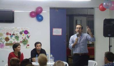 Corach y Quintana se reunieron con vecinos