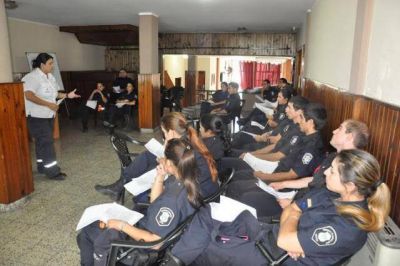 Capacitaron a nuevos polic�as sobre seguridad vial y tr�nsito