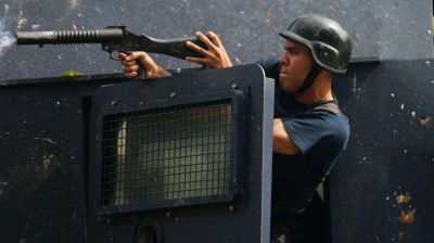 Espa�a suspende indefinidamente la venta de material antidisturbios al gobierno venezolano
