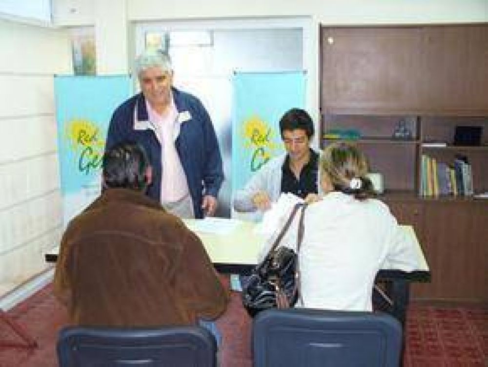 Entrega de microcr�ditos (Tercera del a�o 2014)