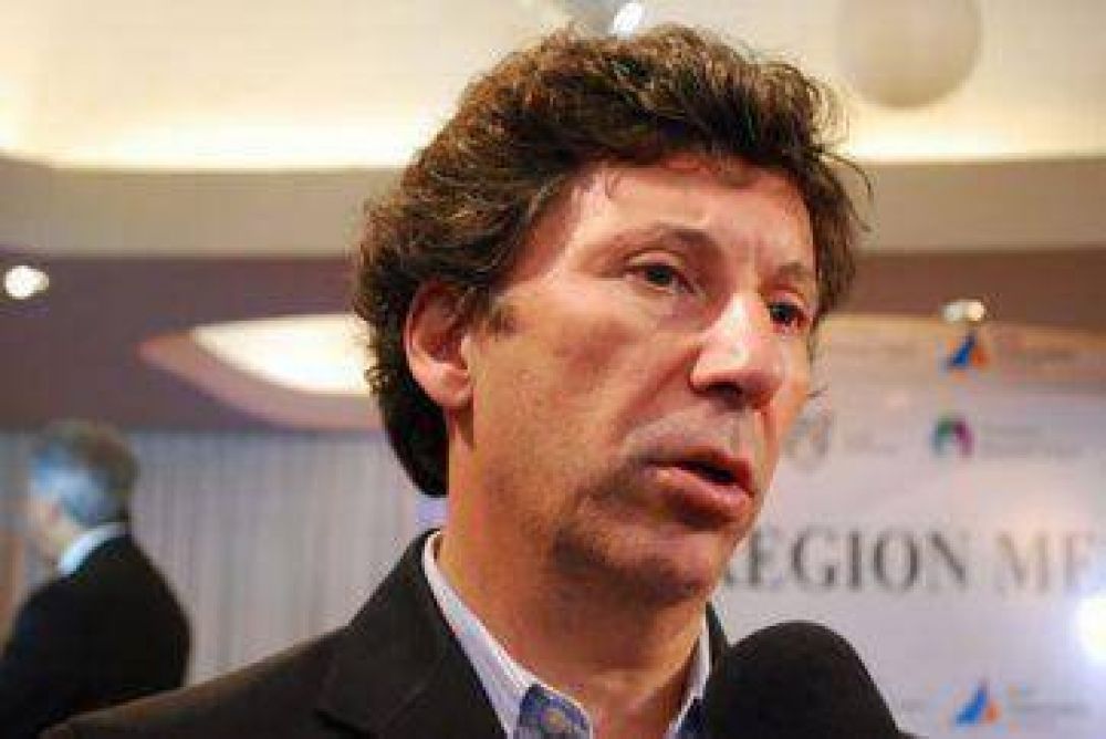 Posse dice saber que "murieron 360 personas"