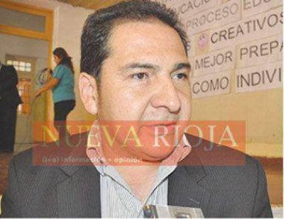 Paritaria: Flores defendi� el ingreso de otros gremios