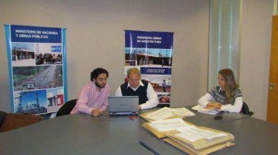 Licitan la construcci�n de seis playones deportivos m�s