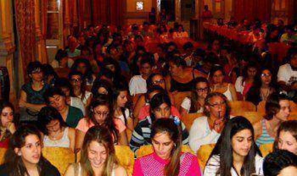 Con r�cord de inscriptos, la UADER busca m�s espacio