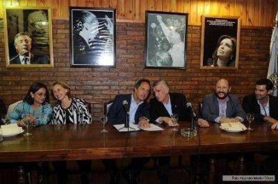 Insfran particip� de la reuni�n del Consejo Nacional Justicialista
