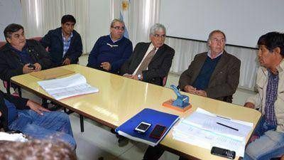 Alpesca: Intiman el pago de salarios