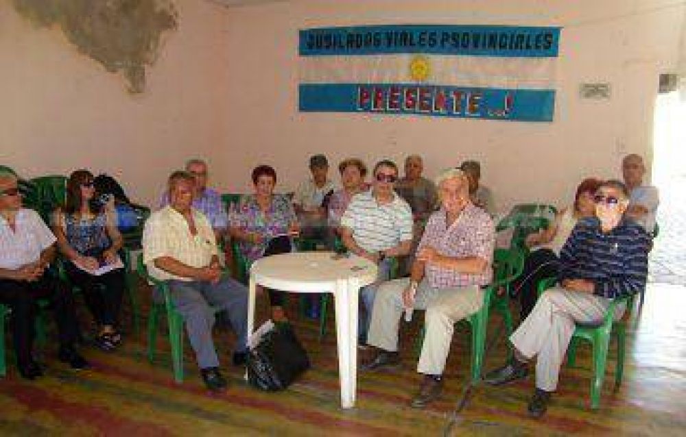 En Chaco "van al paro" hasta los jubilados