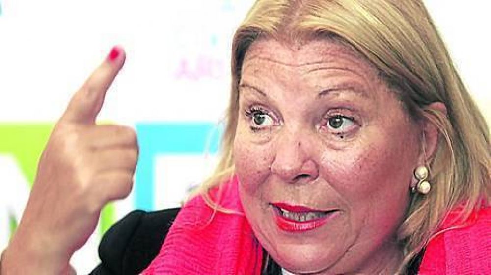 Capitanich cruz� a Carri� por no estar en su banca y la vincul� con la dictadura