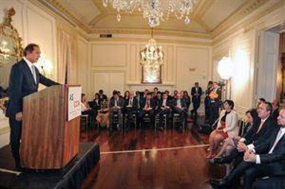 Por qu� los precandidatos presidenciales apuestan a Estados Unidos