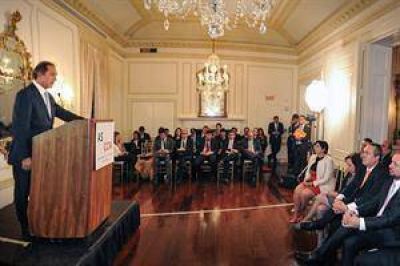 Por qu� los precandidatos presidenciales apuestan a Estados Unidos