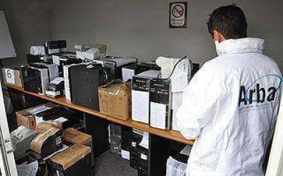 Allanamientos simult�neos en 35 supermercados por evasi�n impositiva