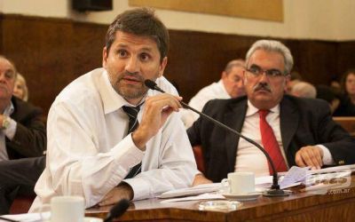 Piden la presencia de Hacienda para discutir �la deuda en d�lares� de la UCR