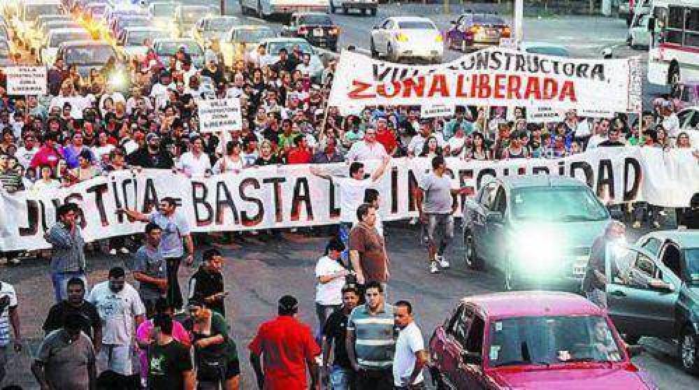 Vecinos marcharon en San Justo por el crimen del remisero
