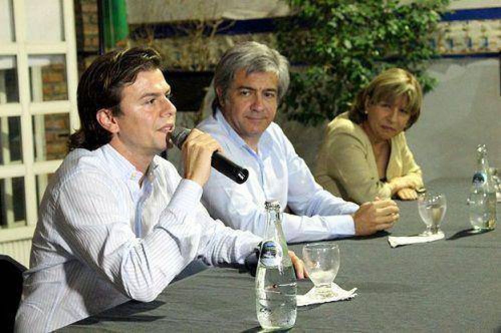 Lomas de Zamora: Ricardo Delgado junto a Gabriel Mercuri