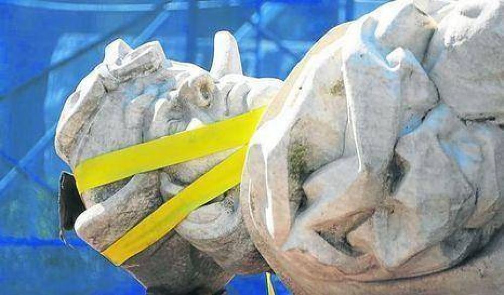 Mudar�an la estatua de Col�n al Aeroparque