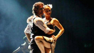 Maximiliano Guerra y el Ballet del Mercosur en el teatro Mercedes Sosa