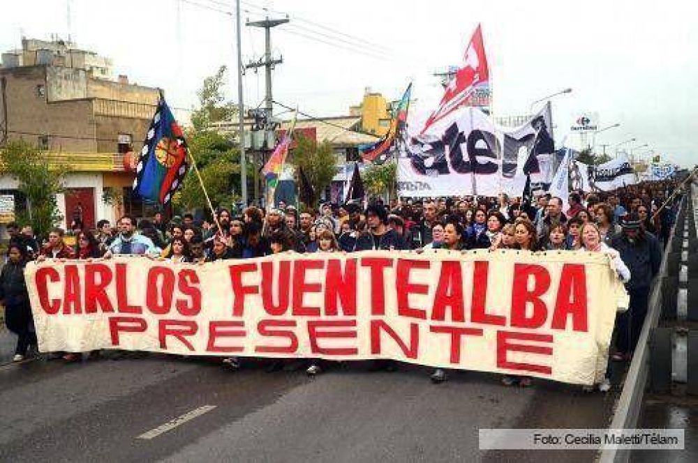 Recordaron a Carlos Fuentealba a siete a�os de su asesinato