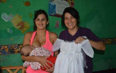 Bautizaron a la beba de una pareja de mujeres en C�rdoba