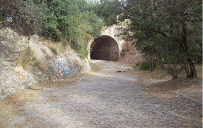 Hallaron una beba abandonada en "la Cueva del Oso"