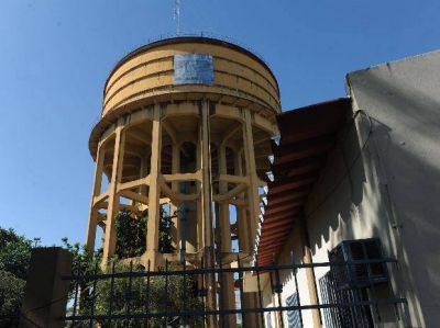 Por un corte de energ�a se afect� el suministro de agua potable en la zona sur de Rosario