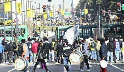Ciudad: en marzo hubo seis piquetes por d�a h�bil