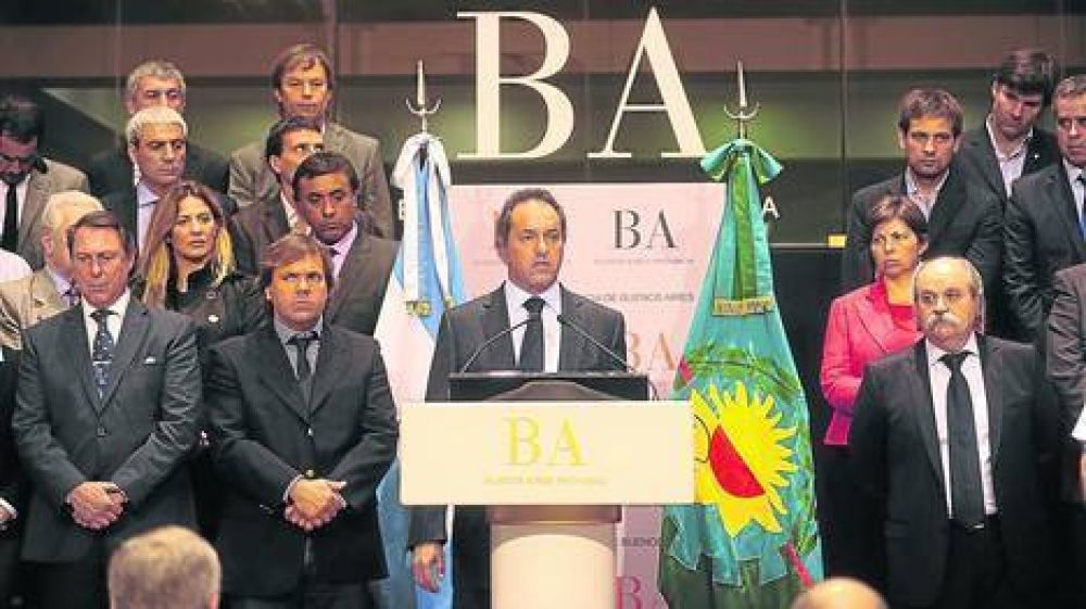 Scioli toma distancia del Gobierno y declara la emergencia en seguridad
