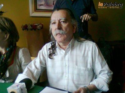 "Gobierno de burros, corruptos y bur�cratas"