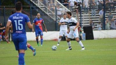 Troglio no tendr� a Pouso y sigue Miloc como titular