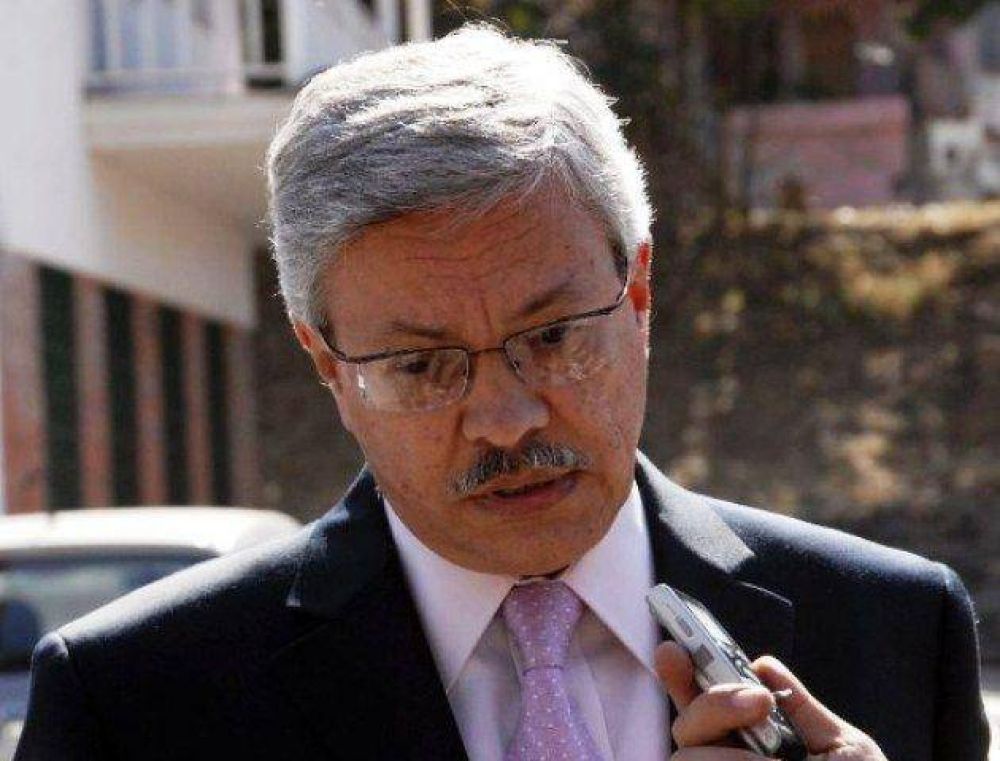 Para el presidente de la Corte de Salta, �un juez debe ser valiente o renunciar"