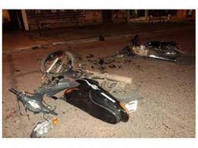 En El Carril dos motos chocaron de frente
