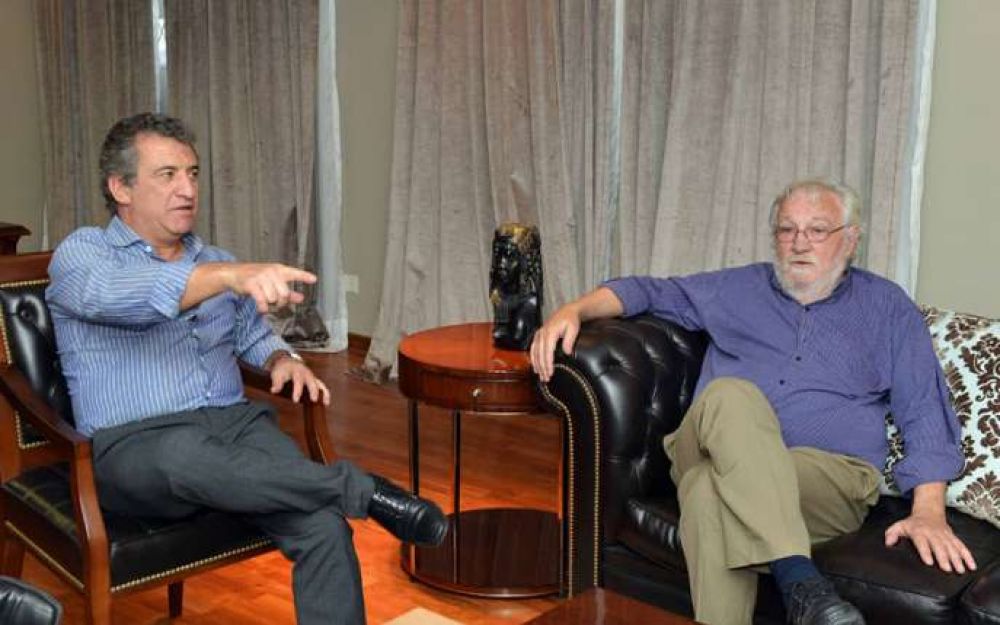 Urribarri consigui� el apoyo de Victorio Paul�n