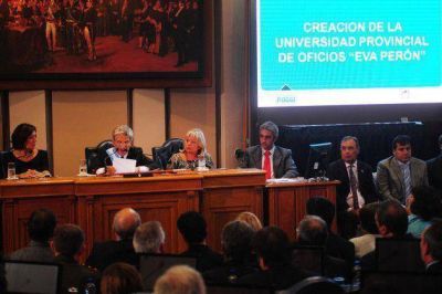 Evaluar�n la demanda de los sectores productivos para la creaci�n de las carreras