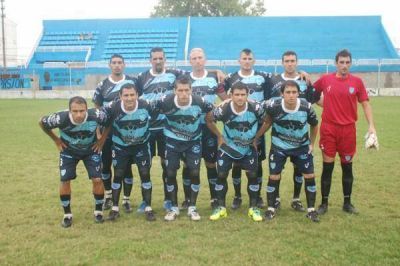 Defensores ganaba pero en la �ltima Sacachispas se lo empat�