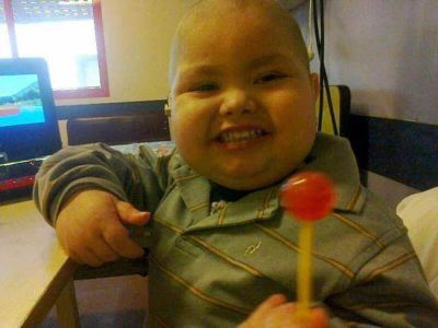 El peque�o Mateo Ojeda super� complicaciones y ya comenz� a caminar