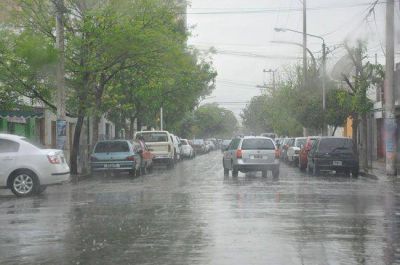Sigue la lluvia hasta el martes, con pron�sticos de 130 mil�metros: hay alerta meteorol�gico