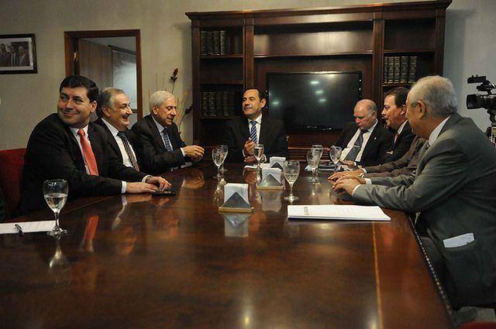 Vicegobernadores del NOA rechazaron proyecto de provincias vitivin�colas