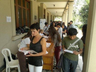 Eligen consejeros acad�micos en la Unju